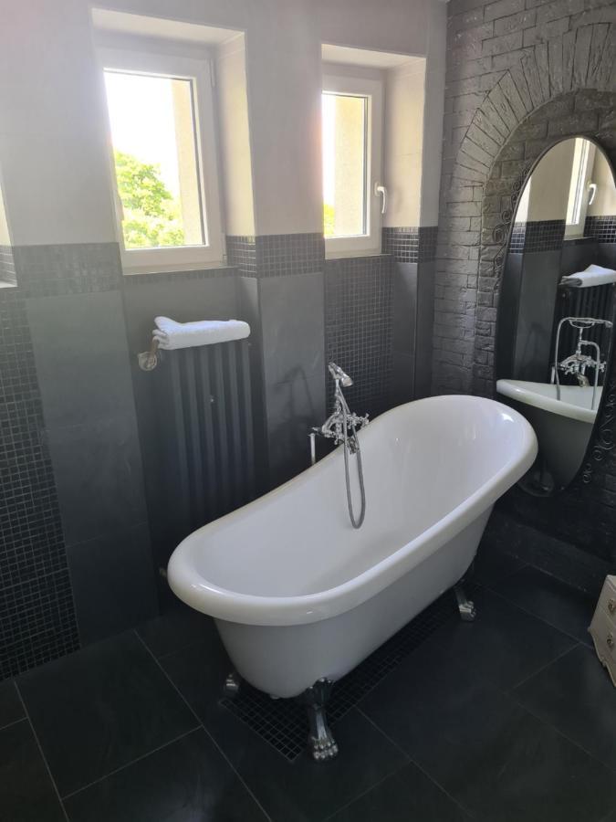 Airport Rooms Prague Luaran gambar