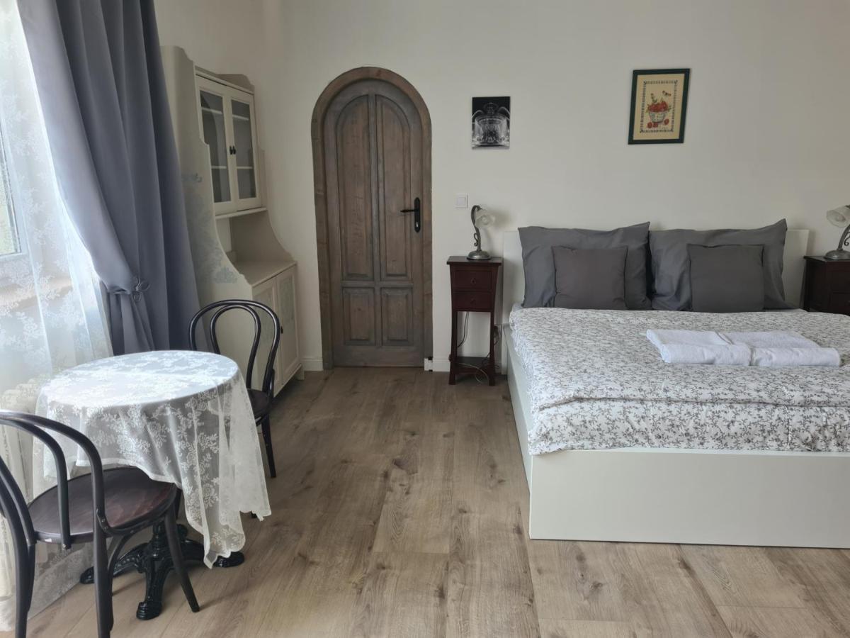Airport Rooms Prague Luaran gambar