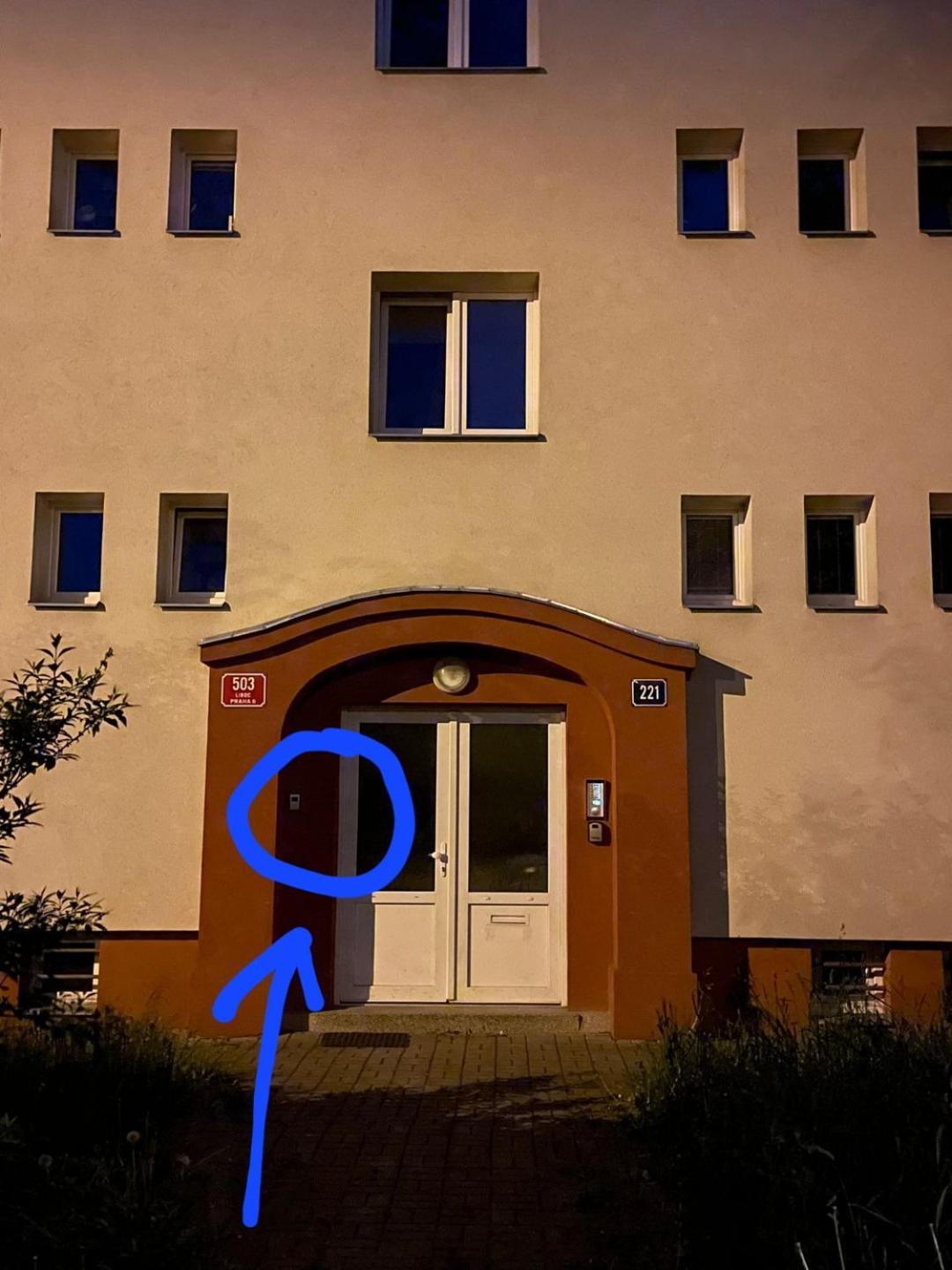 Airport Rooms Prague Luaran gambar